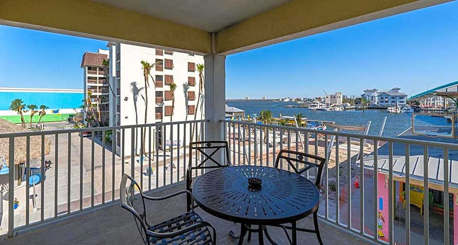Harbour House at the Inn 306