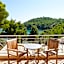Alonissos Beach Bungalows And Suites Hotel