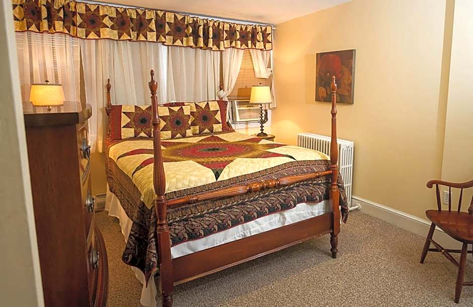 The Inn at Lincoln Square