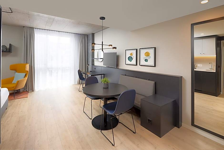 Radisson Hotel & Suites Zurich