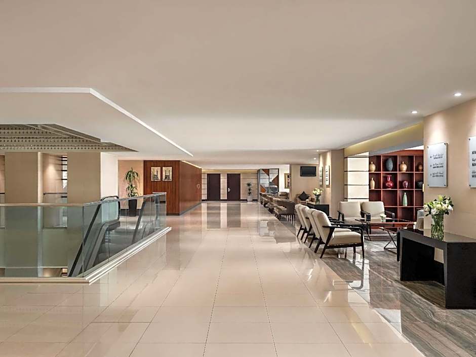 Anwar Al Madinah Movenpick Hotel