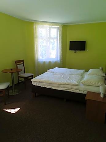 Quadruple Room with Bathroom