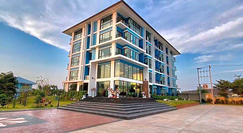 Arunsakhon luxury condo