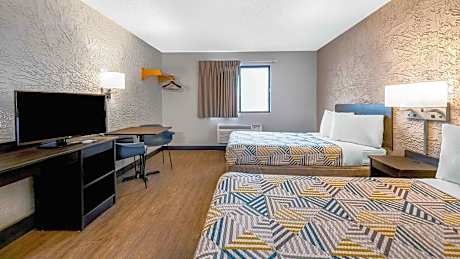 1 KING BED | ACCESSIBLE, NON-SMOKING