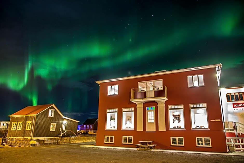 Bakki Apartments & Hostel