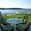 Bayside Inn & Waterfront Suites