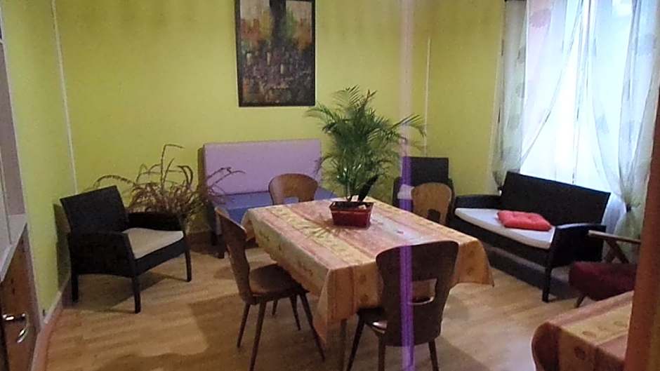 Hotel La Vie En Rose