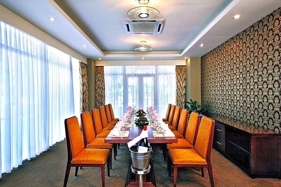 Century Riverside Hue Hotel