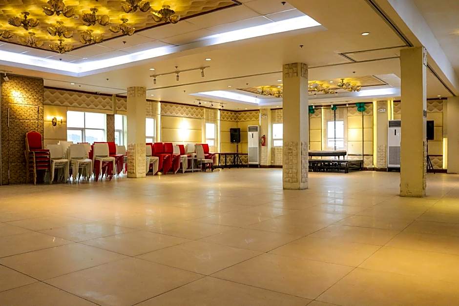 RedDoorz Plus New Era Budget Hotel Mandaue former RedDoorz Plus near UV Mandaue Cebu