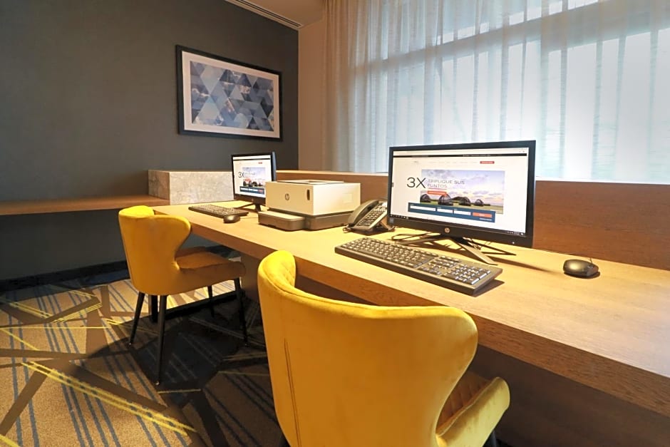 Holiday Inn Express - Monterrey - Fundidora By IHG