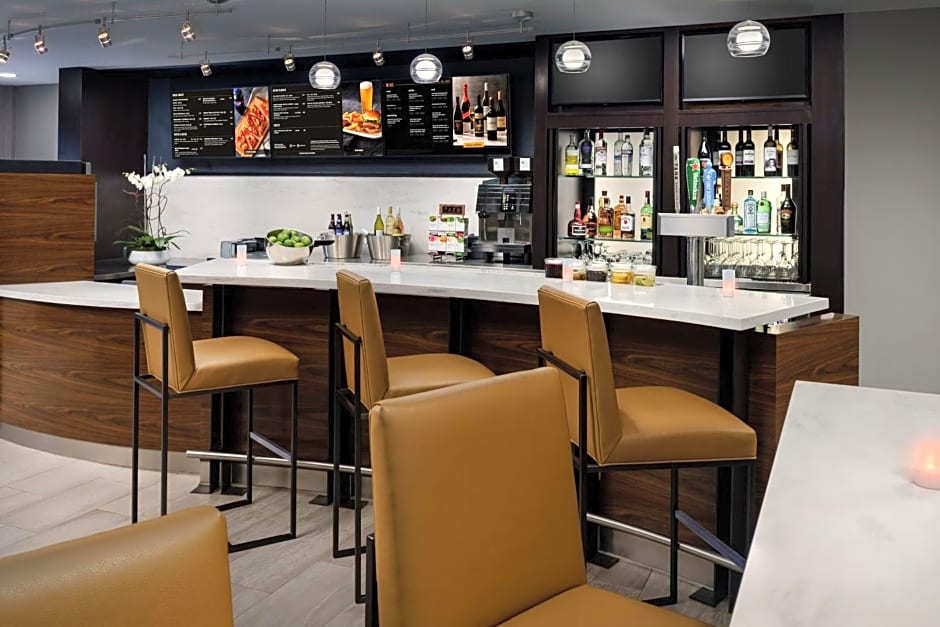 Courtyard by Marriott Miami Aventura Mall