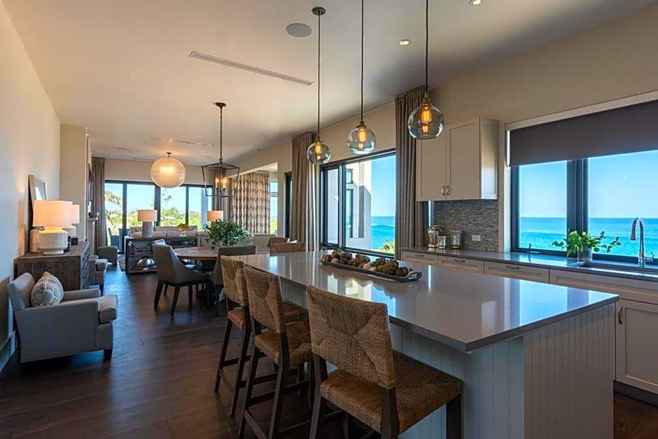 The Loren at Pink Beach