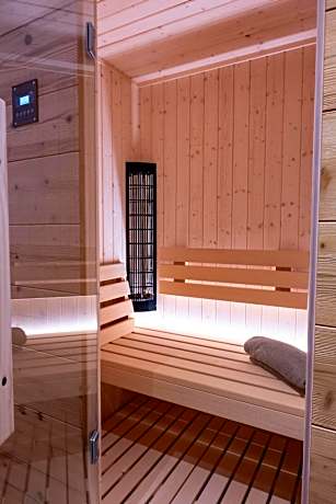 Junior Suite with Sauna