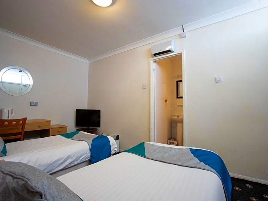 OYO Knowesgate Inn, Northumberland National Park