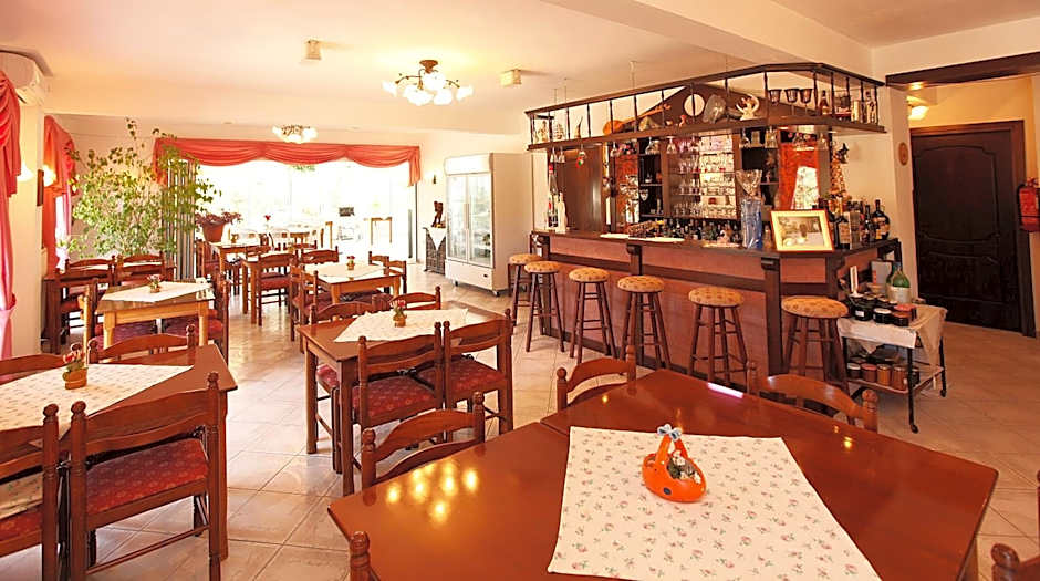 Hotel Fourkos