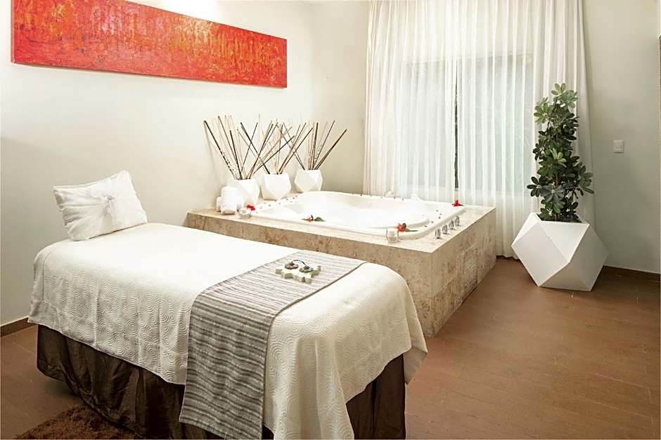 El Dorado Seaside Palms - Catamaran, Cenote & More Inclusive- Adults Only