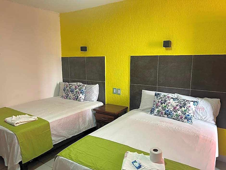 Hotel Capri Playa a una calle de la Playa Regatas