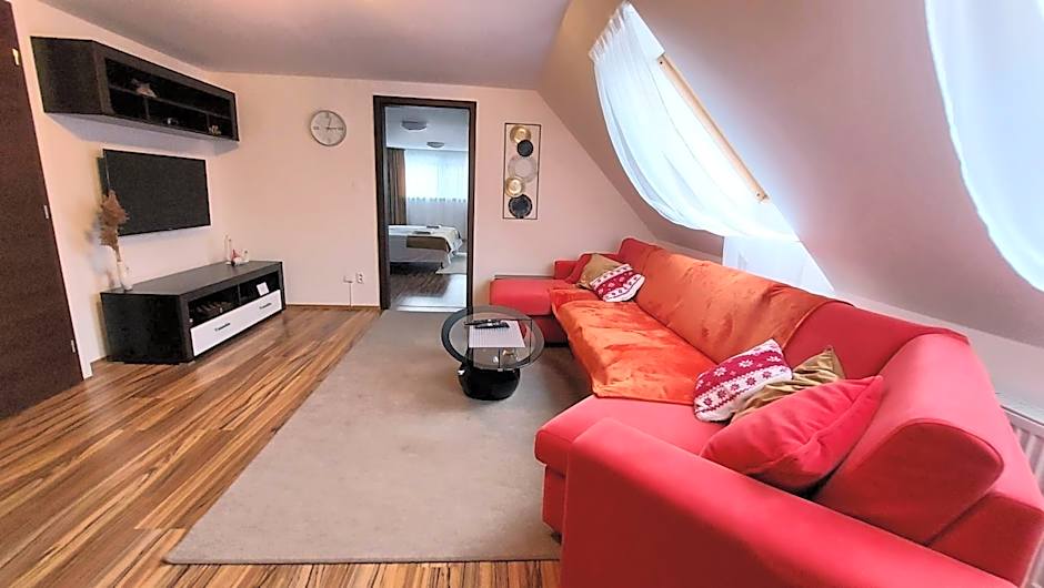 Apartmán Tajov pre 5-6 osôb, privatne parkovanie a terasa
