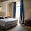 Boutique Hôtel La Villa MONTESQUIEU