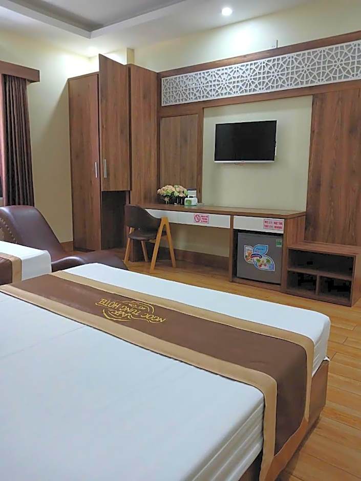 Photo 1 of 5 of Triple Room