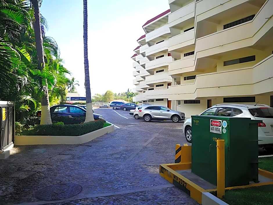 Marina Suites by Andiani Travel