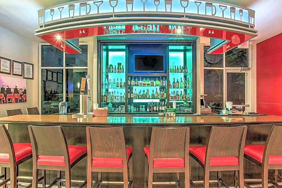 Holiday Inn Louisville Airport - Fair/Expo By IHG