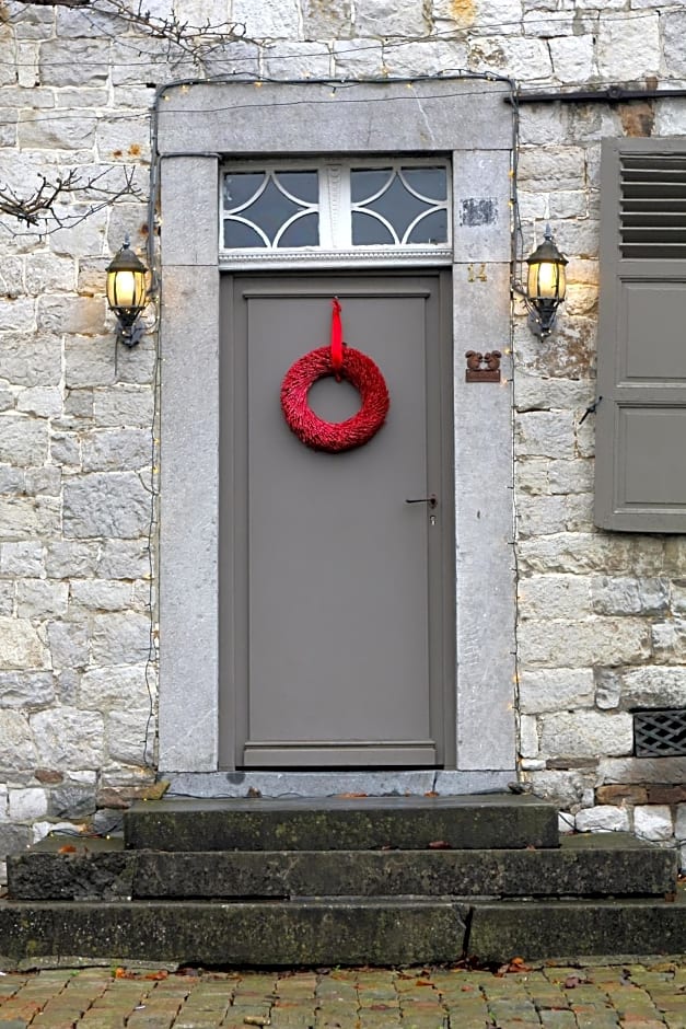 Maison de charme à Crupet et le gîte la suite