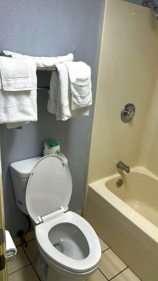 Travelodge by Wyndham Salisbury MD