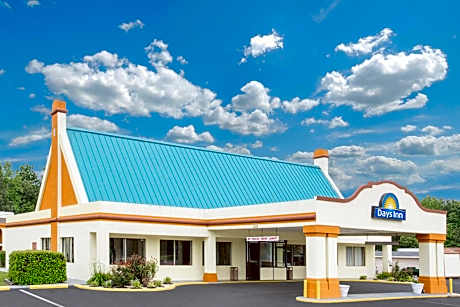 Days Inn by Wyndham Ruther Glen Kings Dominion Area