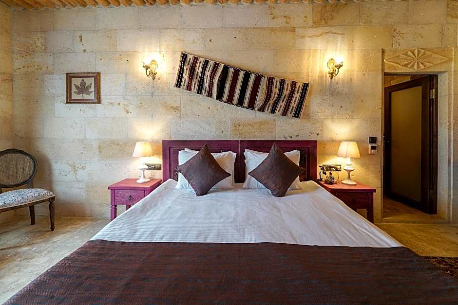 DOCTOR'S CAVE SUİTES