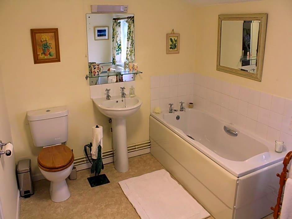 Church Farmhouse B & B