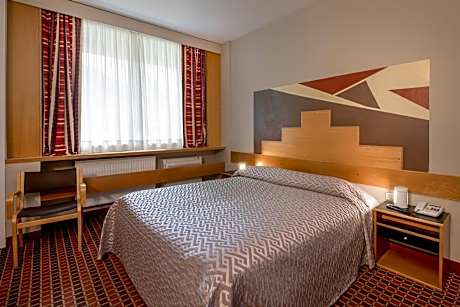 Classic Double or Twin Room