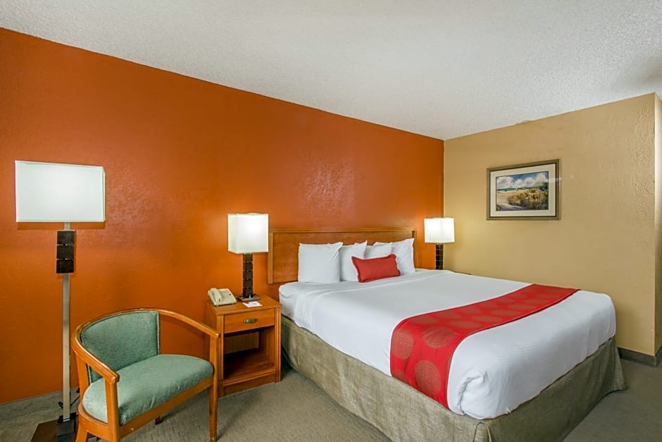 Ramada by Wyndham West Palm Beach Airport