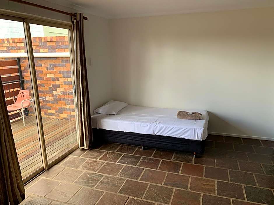 Longreach Most Central Motel