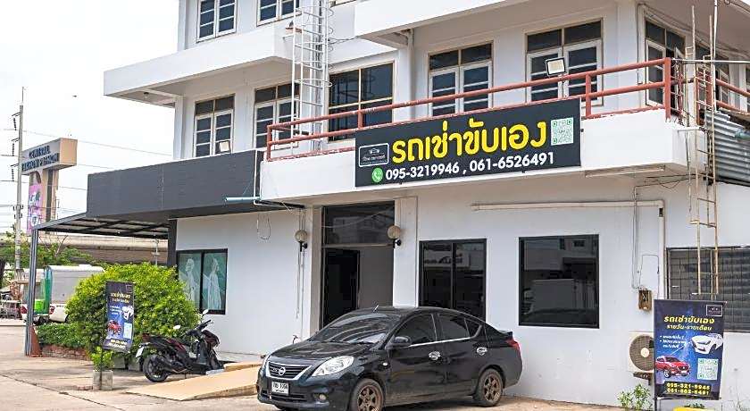 River Hotel The Budget