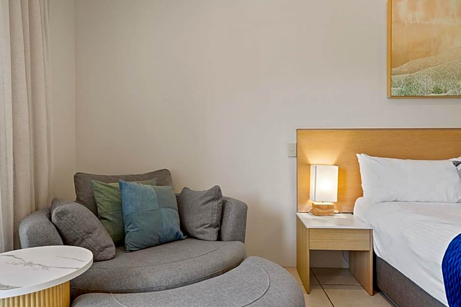 Terrigal Sails Serviced Apartments