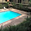 American Inn & Suites