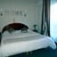 Logis Hotel le Petit Manoir Rest. la Tonnelle