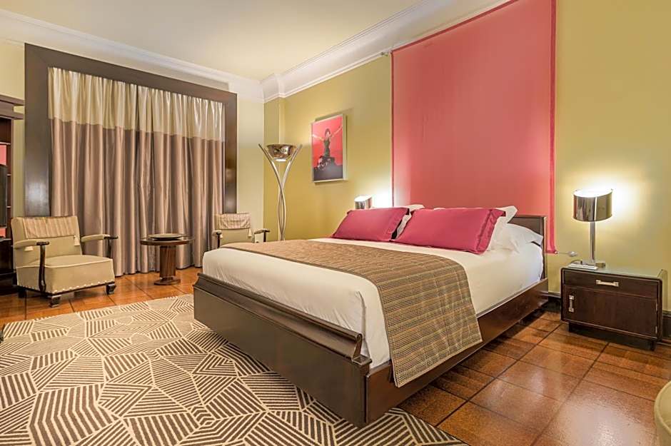 Foto 1 di 7 di 1 Double Bed or 2 Beds