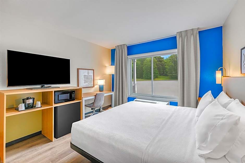Spark by Hilton Brunswick