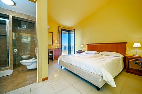 Superior Double Room with Sea View