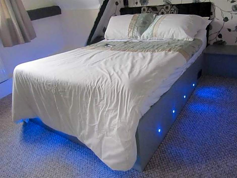 The Old Black Horse Inn