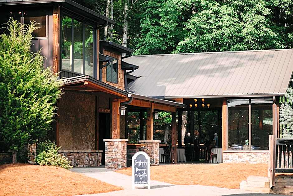 Sylvan Valley Lodge and Cellars