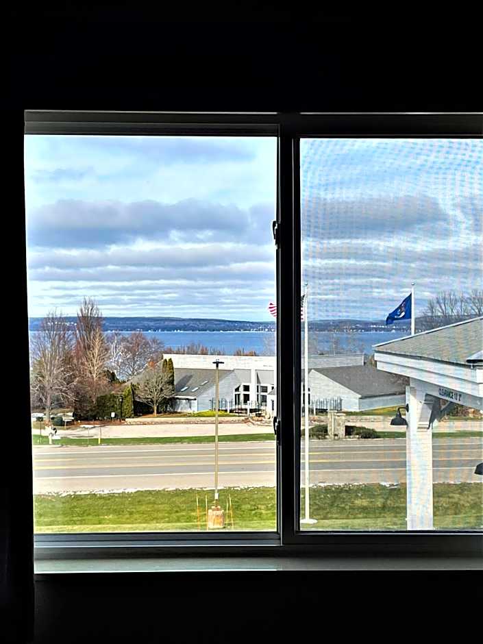 AmericInn by Wyndham Petoskey