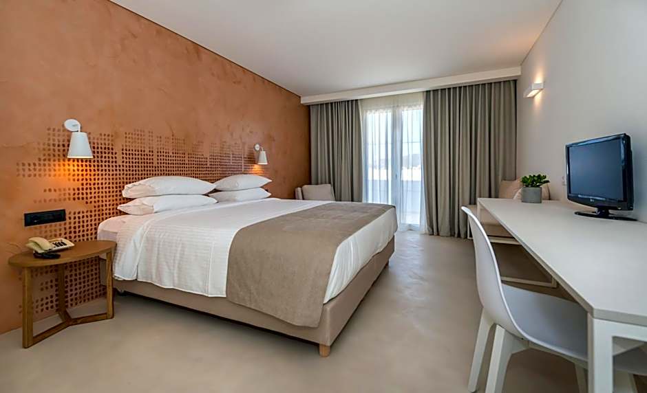 Bitzaro Grande Hotel & Suites