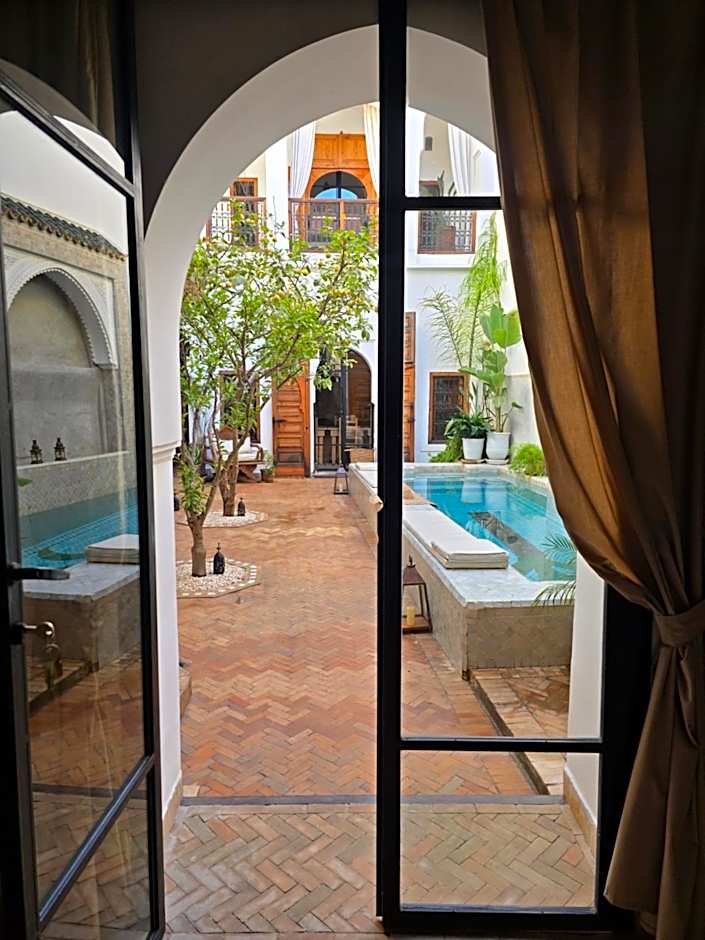 RIAD SAMAH