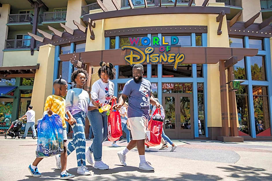 Holiday Inn Hotel & Suites Anaheim By IHG