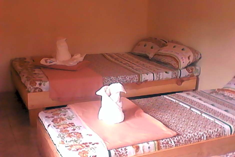 Kanip Aw Pines View Lodge