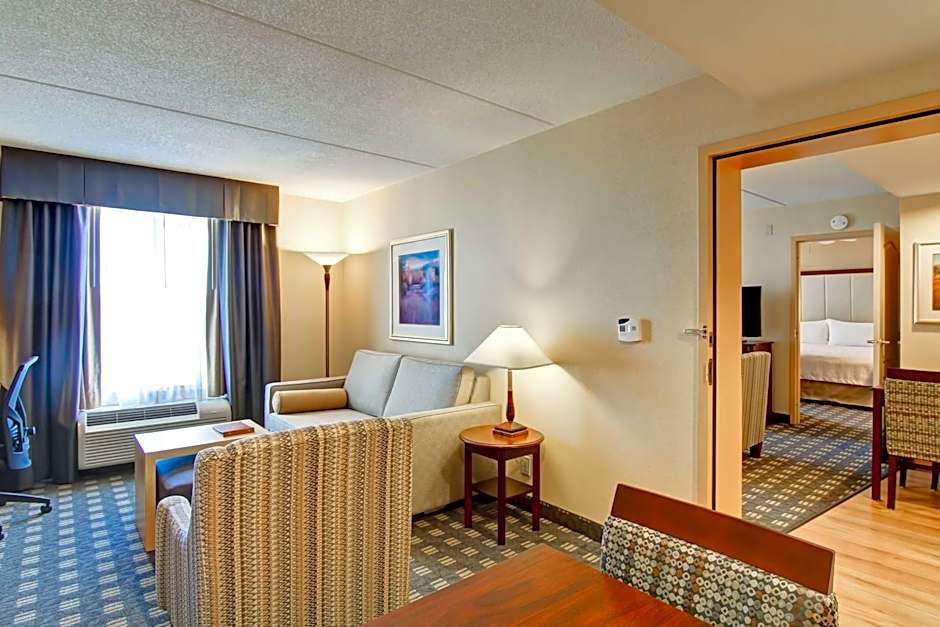 Homewood Suites By Hilton Toronto-Mississauga