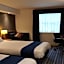 Holiday Inn Express Leeds-East By IHG